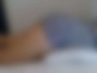 kiimberly MILF webcam performer live streaming