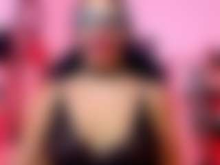 Live cam show with Ariana - Pantyhose on Milfs Live