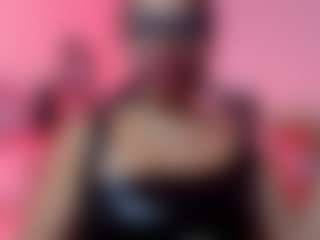 Live cam show with Ariana - Thong on dropp.cam