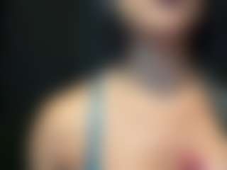rakiyah-charms's Live Sex Cam Show