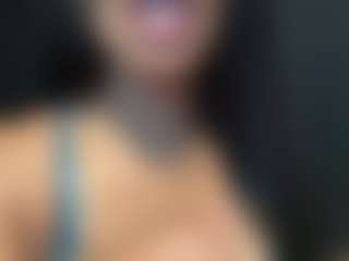 rakiyah-charms's Live Sex Cam Show