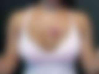 rakiyah-charms's Live Sex Cam Show