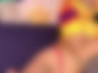 Live cam show with Anny De lo Rios - Glasses on Fling VIP Chat