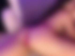 Live cam show with Anny De lo Rios - Athletic Brown Eyes on infinitiblacc.com