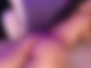 Live cam show with Anny De lo Rios - Brown Eyes on Lustler