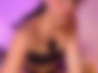 Live cam show with Anny De lo Rios - Petite Teen (18+) on Dare Cams