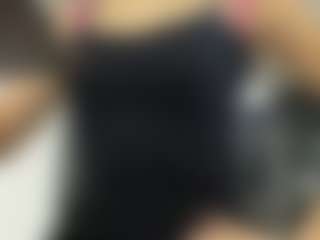 Live cam show with Anny De los Rios - Spank Latina on Mixed Magazine Live | colombia