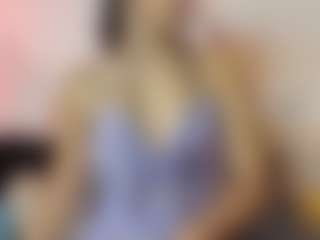 Live cam show with Anny De los Rios - Brown Eyes on Camsoda