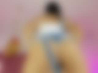 Live cam show with Sofia Lorenz - Freaky on Camsoda