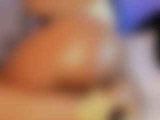 Live cam show with Summer Black - Ebony on Fling VIP Chat | colombia