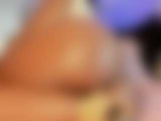 Live cam show with Summer Black - Ebony Petite on Stripli.com | colombia