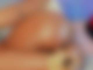 Live cam show with Summer Black - Petite MILF on Soda Cam
