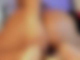 Live cam show with Summer Black - Petite MILF on Soda Cam