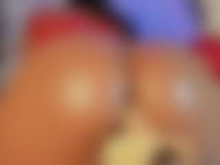 Live cam show with Summer Black - Ebony Petite on nudelive.tv