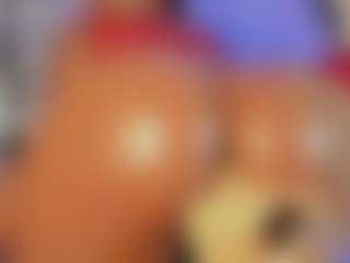 Summer Black MILF webcam performer live streaming