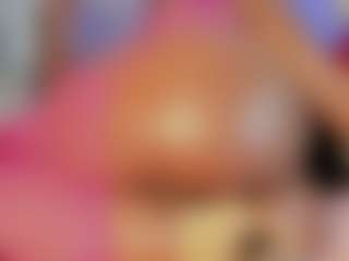 Live cam show with Summer Black - Black MILF on Mixed Magazine Live