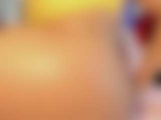 Live cam show with Summer Black - Petite MILF on Camsoda