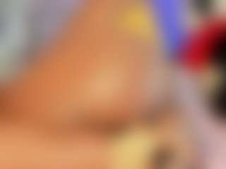 Live cam show with Summer Black - Petite Young Adult on Strip Flash - Live Sex Shows