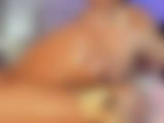 Live cam show with Summer Black - Machine on Milfs Live