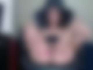 Live cam show with Lettywild - Small Tits on xheatlive.com