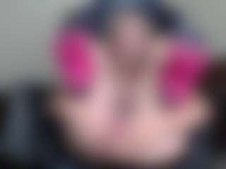 Lettywild's Live Sex Cam Show