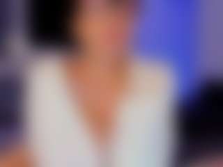 Live cam show with Naty cortes - Squirt on CamwithHer