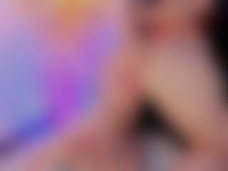Live cam show with Naty cortes - HD on Milfs Live