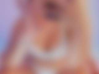 Live cam show with Naty cortes - BBW on TottyGirls