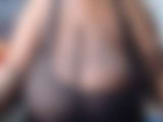 bigboobassqeen's Live Sex Cam Show