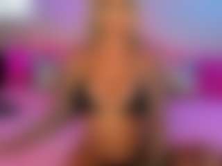 Live cam show with Kora Marina - BBW on AdultVida.com