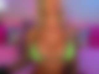 Live cam show with Kora Marina - Juguetes on eurowanks.com