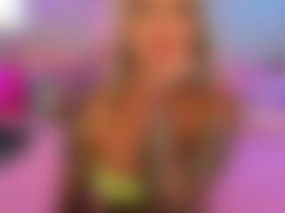 Live cam show with Kora Marina - Office on CamClone