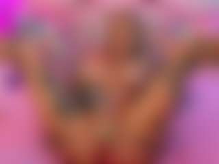 Live cam show with Kora Marina - Smooth on camtv