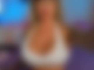 Live cam show with Kora Marina - Spank Curvy on iamadamtest123.com
