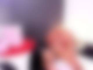 Live cam show with Iam Lizz - Anal Curvy on AdultVida.com