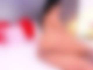 Live cam show with Iam Lizz - Facial on Milfs Live