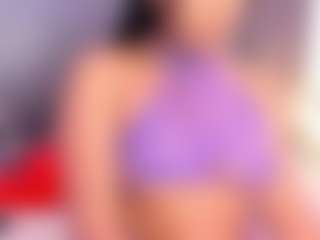 Live cam show with Iam Lizz - Ebony Big Tits on Camsoda