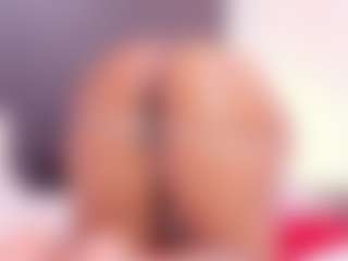 Live cam show with Iam Lizz - Natural on Camsoda