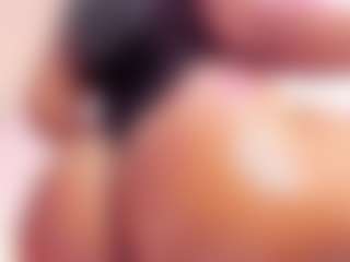 Live cam show with Iam Lizz - Tease Black on Camsoda