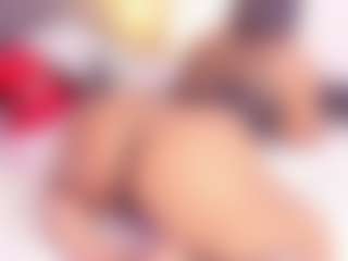 Live cam show with Iam Lizz - Bedroom Latina on Camsoda | colombia