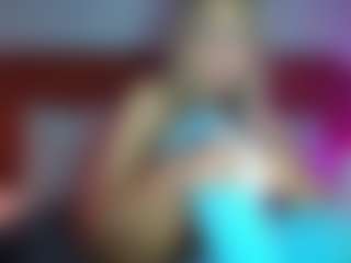 Live cam show with Aria Woods - White on CamwithHer | united states