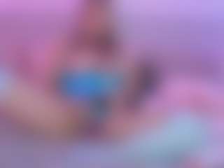 Aria Woods's Live Sex Cam Show