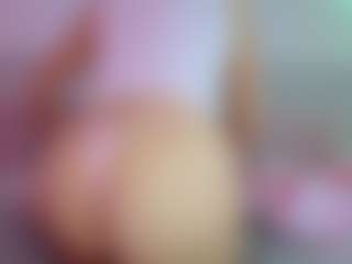 Aria Woods's Live Sex Cam Show