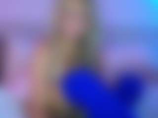 Live cam show with Aria Woods - Lush Blonde Hair on Camsoda