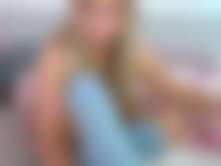Aria Woods's Live Sex Cam Show