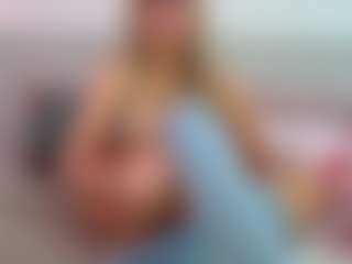 Aria Woods's Live Sex Cam Show