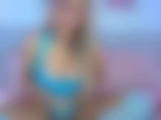 Aria Woods's Live Sex Cam Show