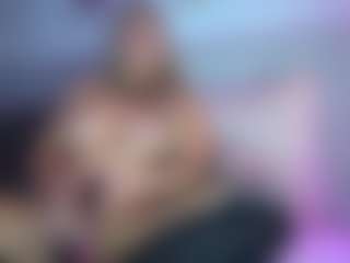 Aria Woods's Live Sex Cam Show