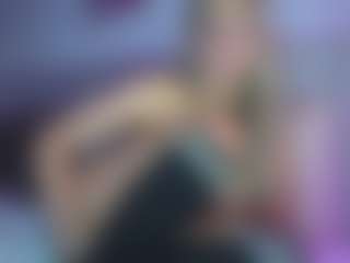 Aria Woods's Live Sex Cam Show