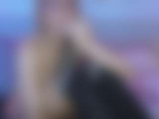 Aria Woods's Live Sex Cam Show